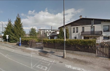 BUS Stop, PUBLIC TRANSPORT